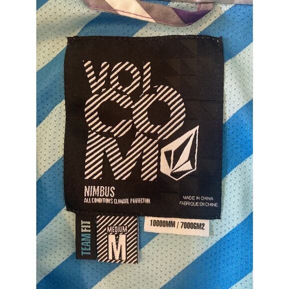 Volcom Nimbus Team Fit Hooded Ski Jacket Coat Size Medium Men’s Purple Full Zip - Picture 3 of 9